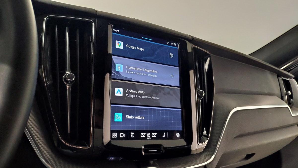 VOLVO Xc60 B5 Mild Hybrid Awd Automatico Plus Dark