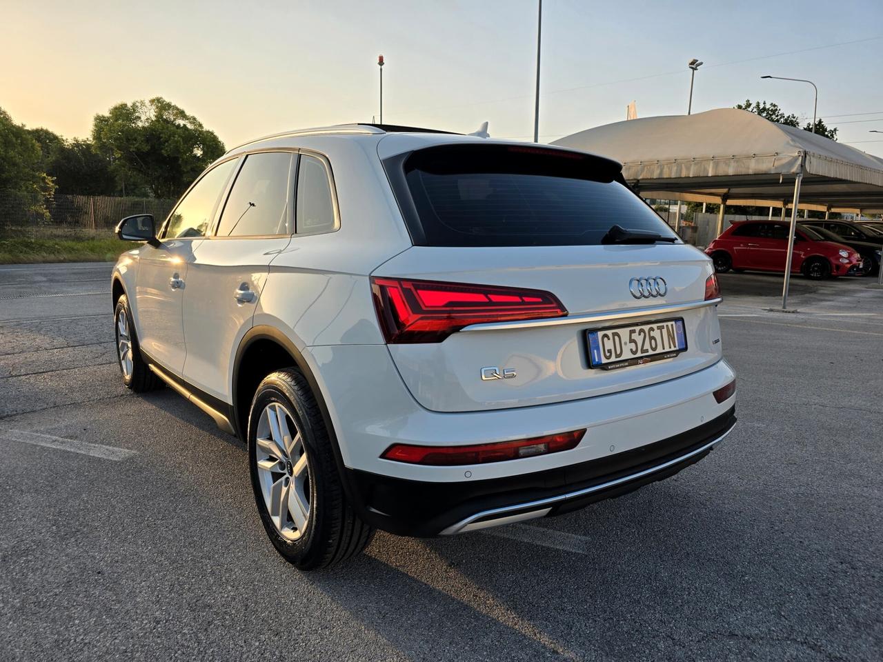 Audi Q5 40 2.0 tdi mhev 12V Business quattro s-tronic - TETTO -