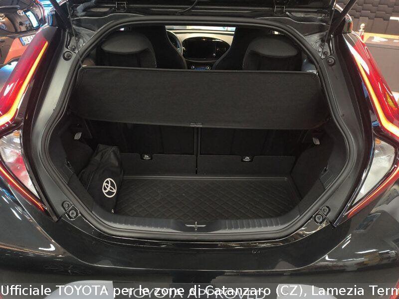 Toyota Aygo X 1.0B (72 CV) JBL Special Edition S-CVT