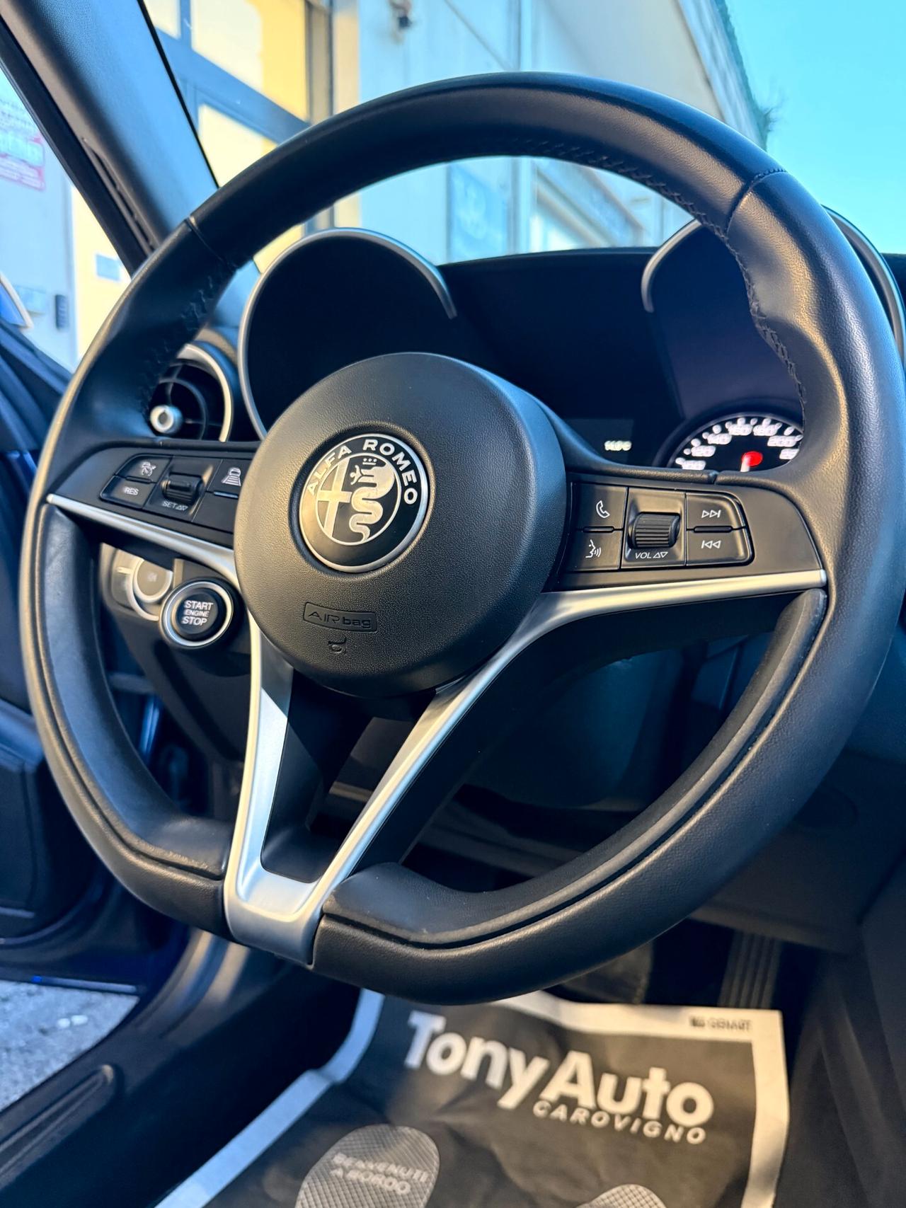 Alfa Romeo Giulia 2.2 Turbodiesel 136 CV AT8 Business NAVI,TELECAMERA,FARI FULL LED,BLUETOOTH,ANDROID AUTO