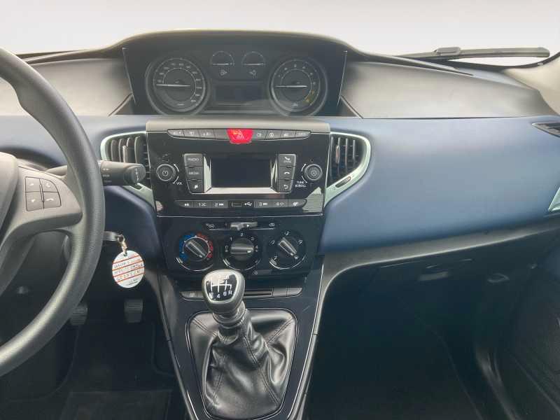 LANCIA Ypsilon 1.0 firefly hybrid Silver s&s 70cv