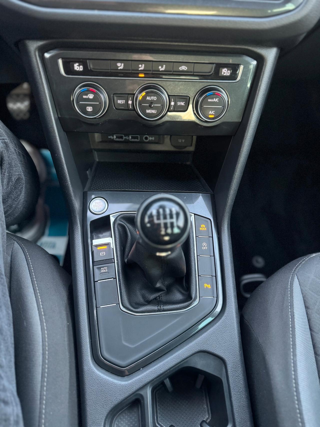 Volkswagen Tiguan 1.6 116CV R-LINE