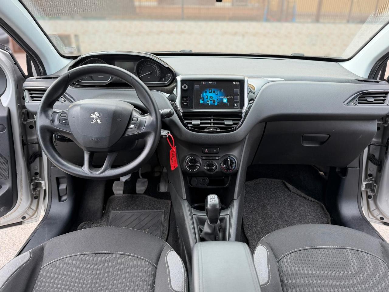 Peugeot 208 BlueHDi 75 5 porte Allure