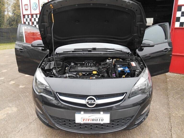 Opel Astra 1.4 Turbo 140CV Sports Tourer GPL Tech Elective
