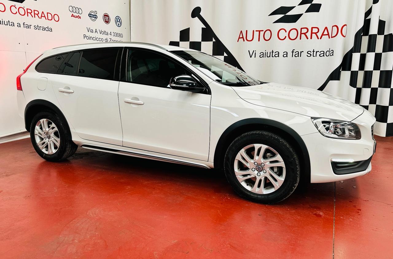 Volvo V60 Cross Country D3 Geartronic Pro MY18