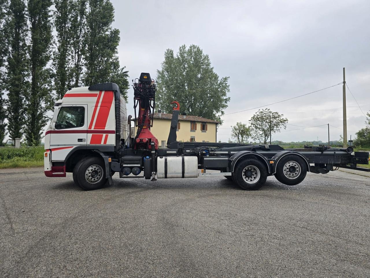 VOLVO SCARRABILE FM4006X2R