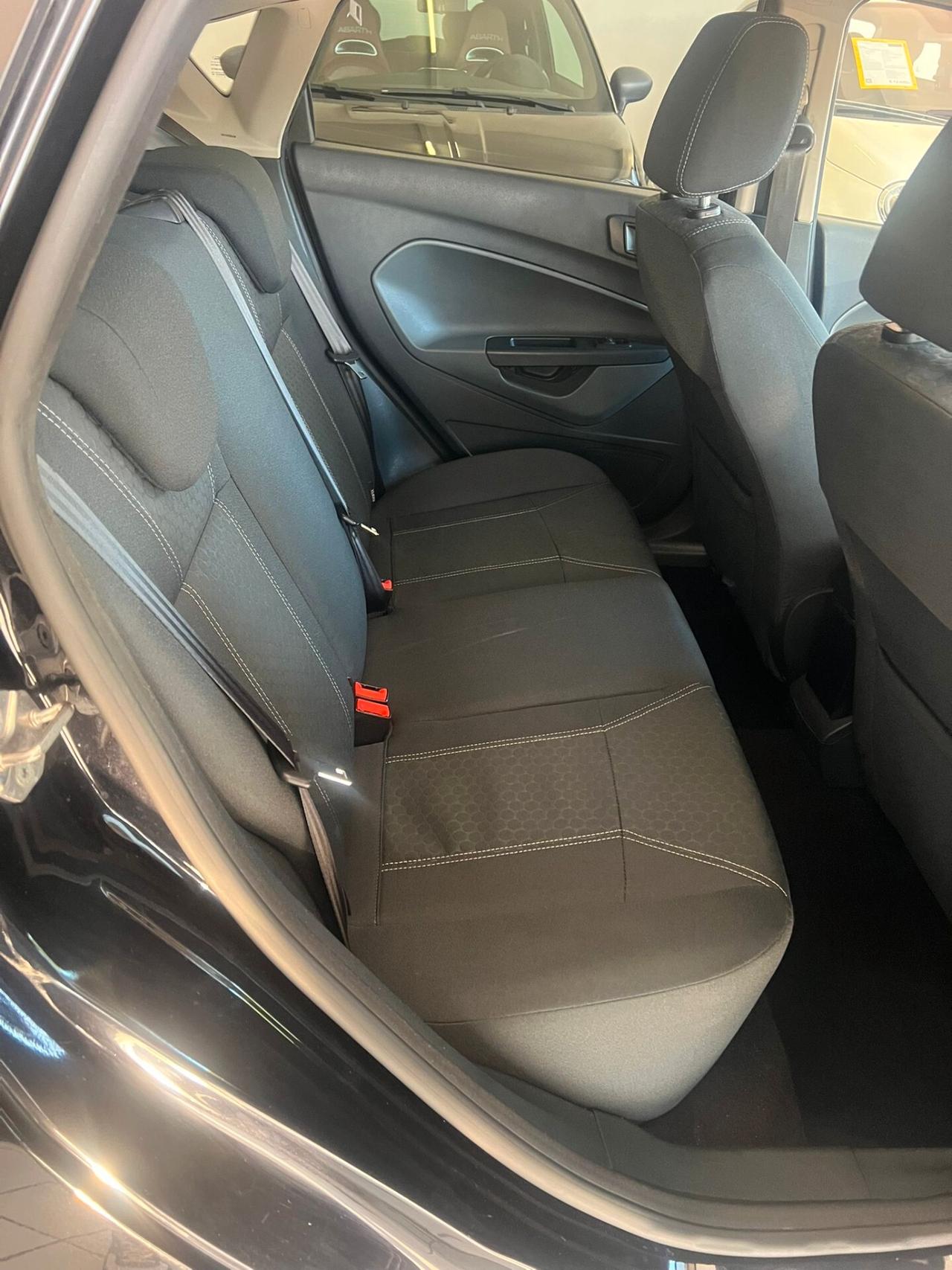 Ford Fiesta 1.4 TDCi 5p. Titanium