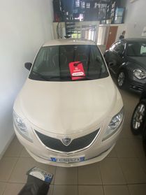 Lancia Ypsilon 1.3 MJT 16V 95 CV 5 porte gold