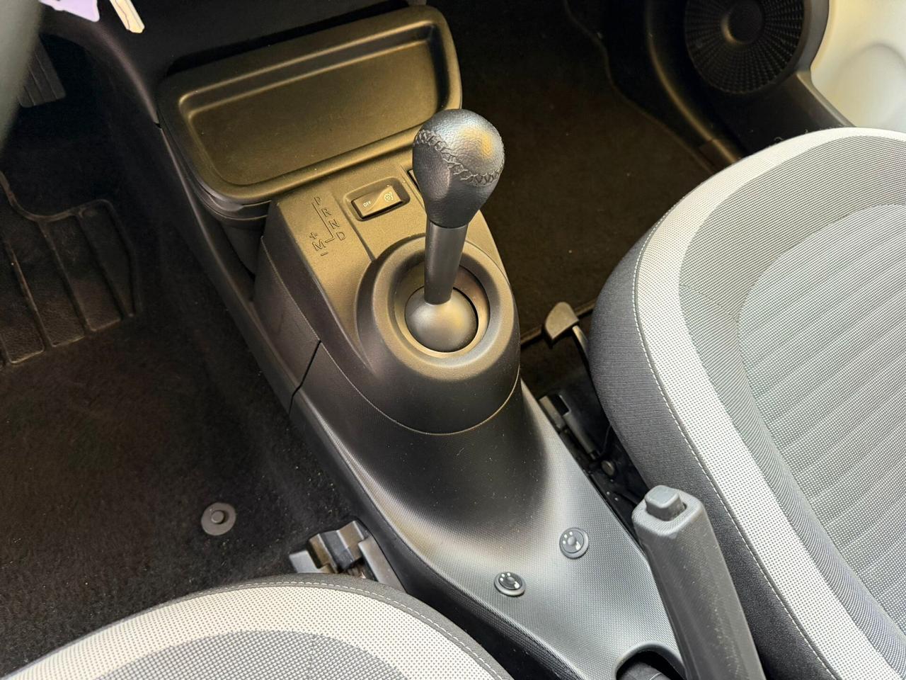 Renault Twingo 1.0c benzina 12 mesi garanzia-2019