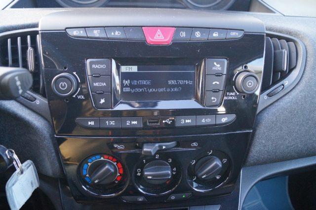 LANCIA Ypsilon 1.0 FireFly 5 porte S&S Hybrid Silver
