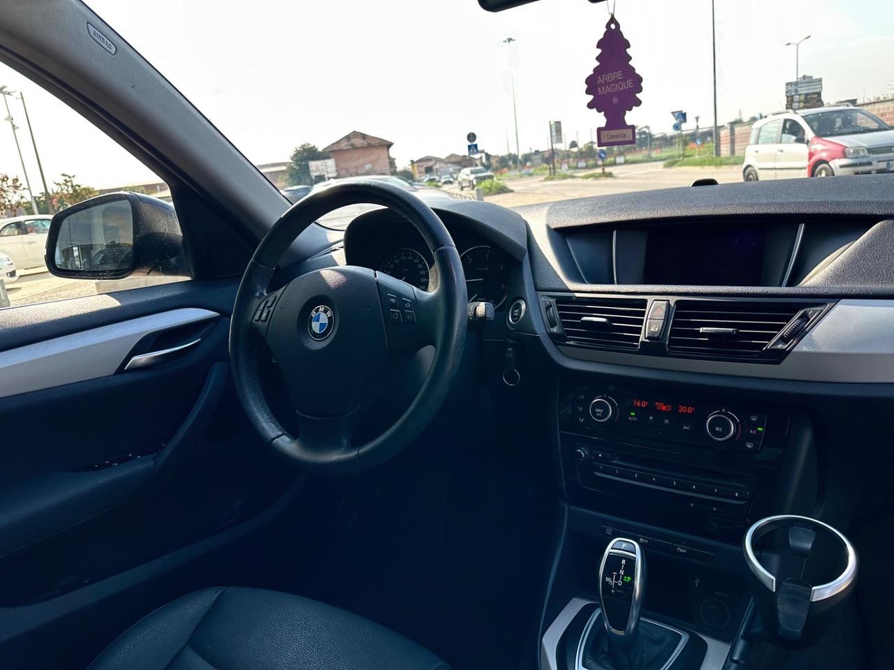 Bmw X1 sDrive18d X Line