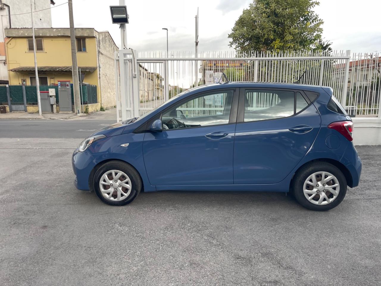 Hyundai i10 1.0 GPL CASA MADRE KM 100.000 CERTIFICATI