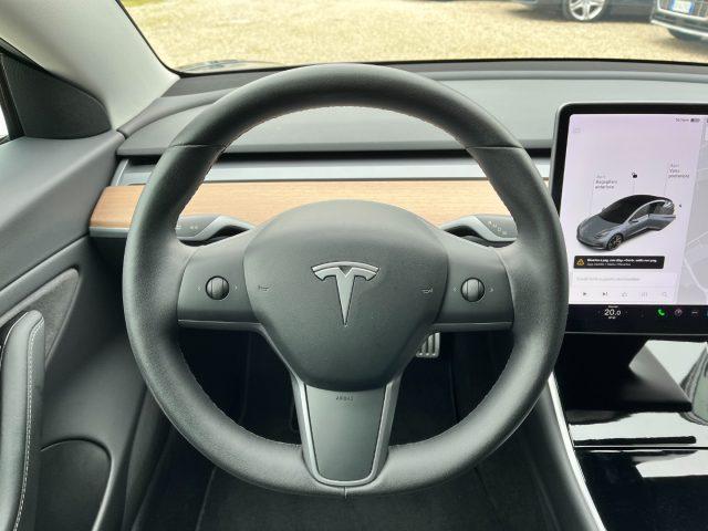 TESLA Model 3 Long Range AWD Performance