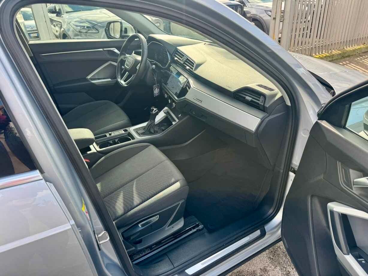 Audi Q3 35 2.0 TDI S tronic 150 CV