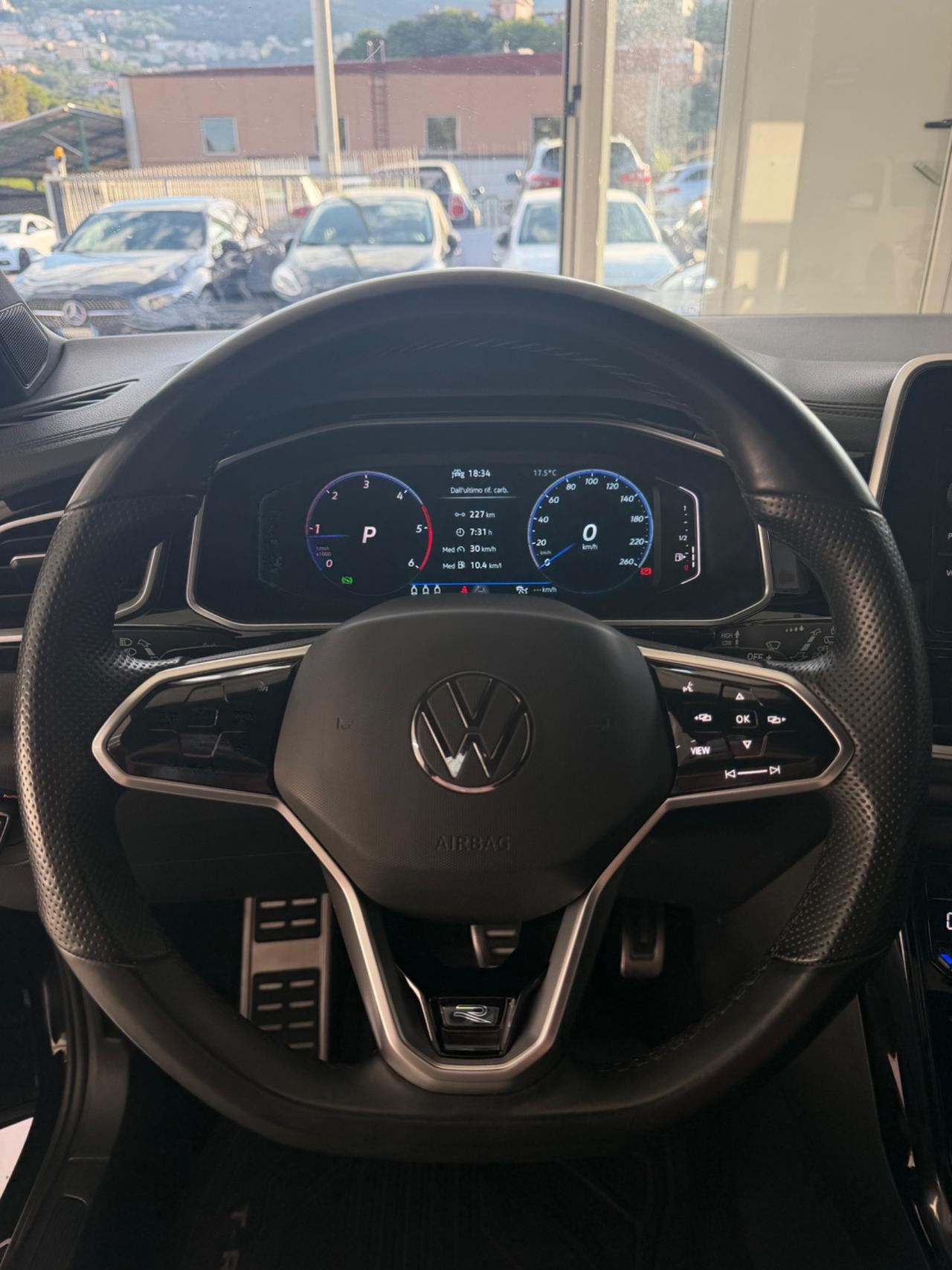 VW T-Roc 2.0 TDI SCR 150 CV DSG R-Line FINANZIABILE