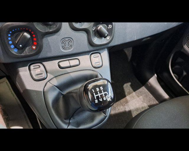 FIAT New Panda 1.0 firefly hybrid s&s 70cv 5p.ti