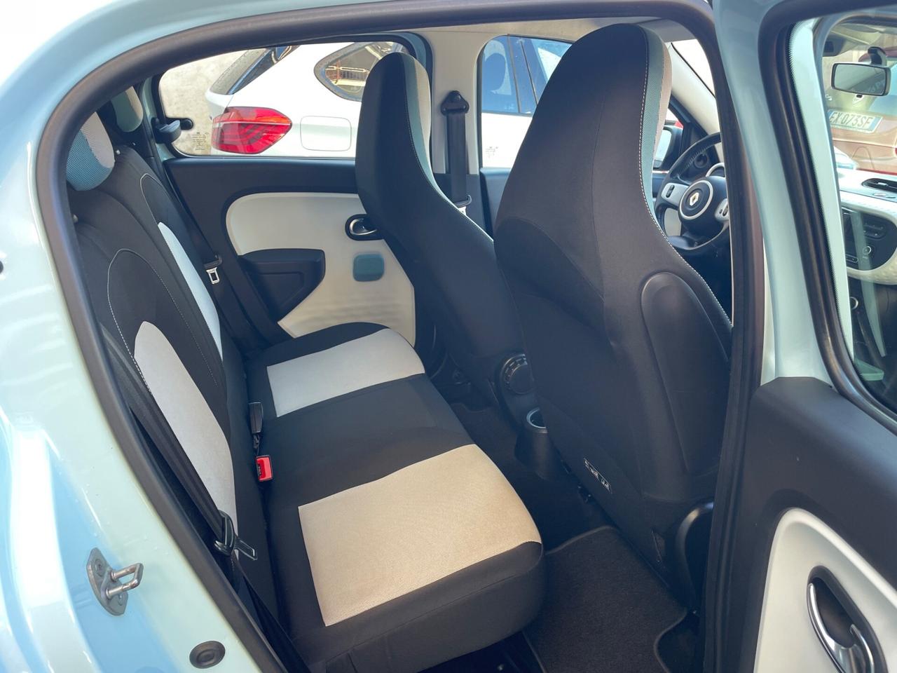 Renault Twingo 1.0 SCe Live