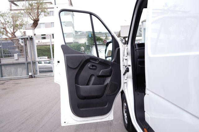 RENAULT Master T35 2.3 dCi 145cv L4 H3 Furgone Energy Ice Plus