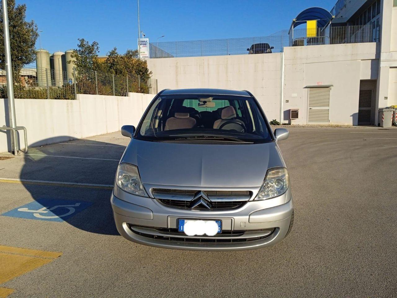 CITROEN C8 2.2 HDi FAP Exclusive