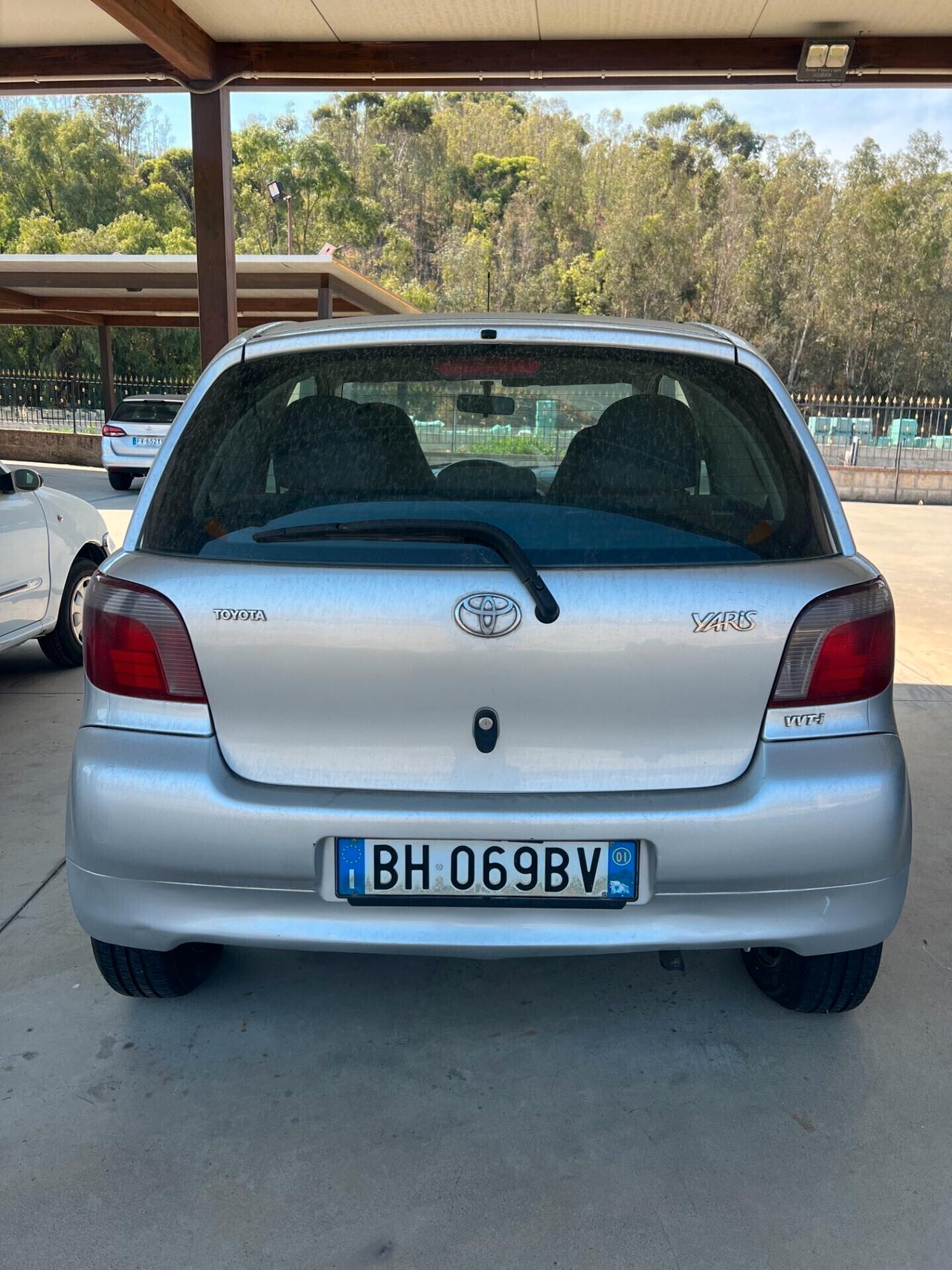 Toyota Yaris 1.0i 16V cat 3 porte