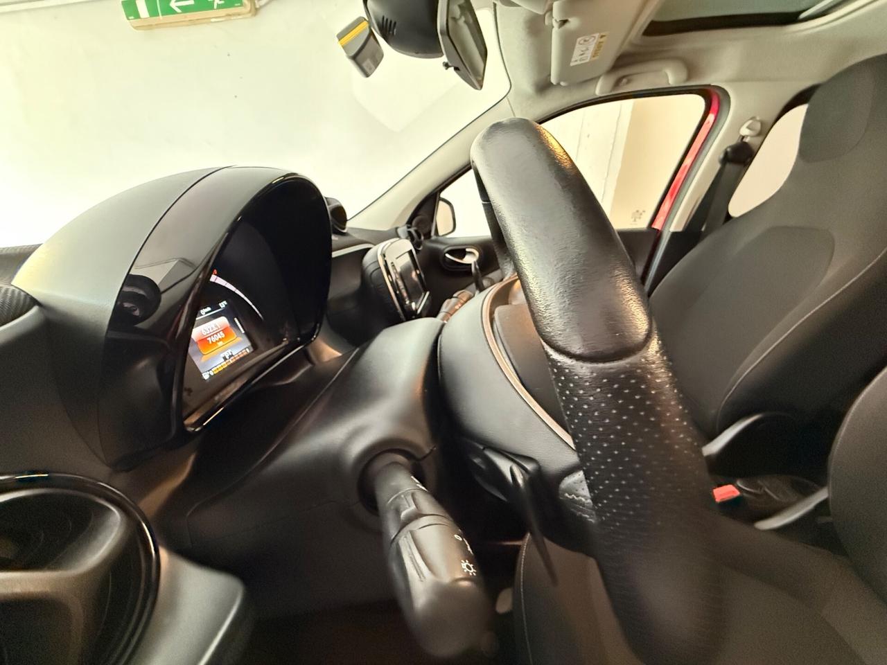 Smart ForFour 90 0.9 Turbo twinamic Nightview red