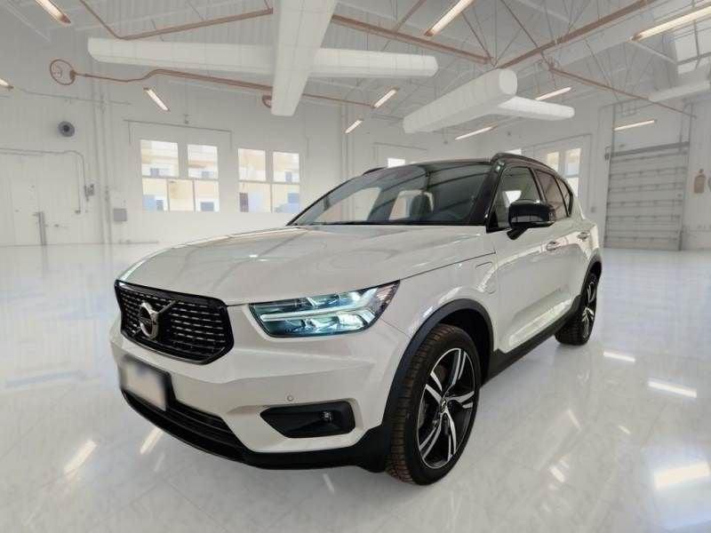 Volvo XC40 Recharge T5 180+82 CV Recharge Plug-in Hybrid R-Design