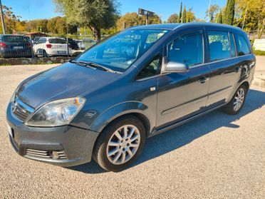 Opel Zafira COSMO