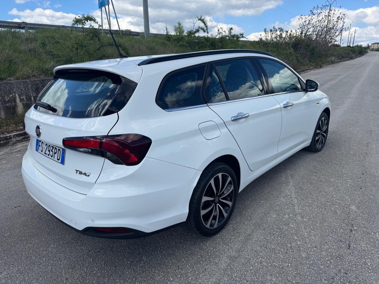 Fiat Tipo 1.6 Mjt S&S SW Lounge