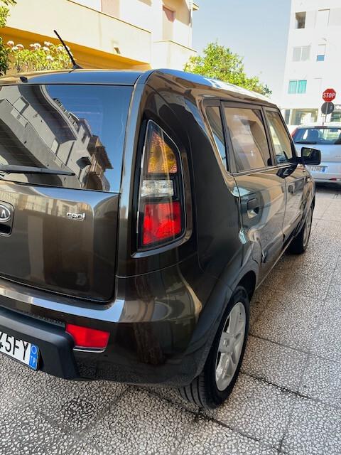 Kia Soul 1.6 CRDi VGT Active