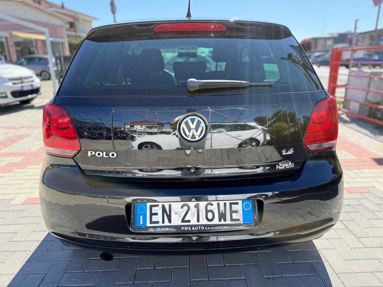 Volkswagen Polo 1.4 DSG 5 porte Highline NEOPATENTATI