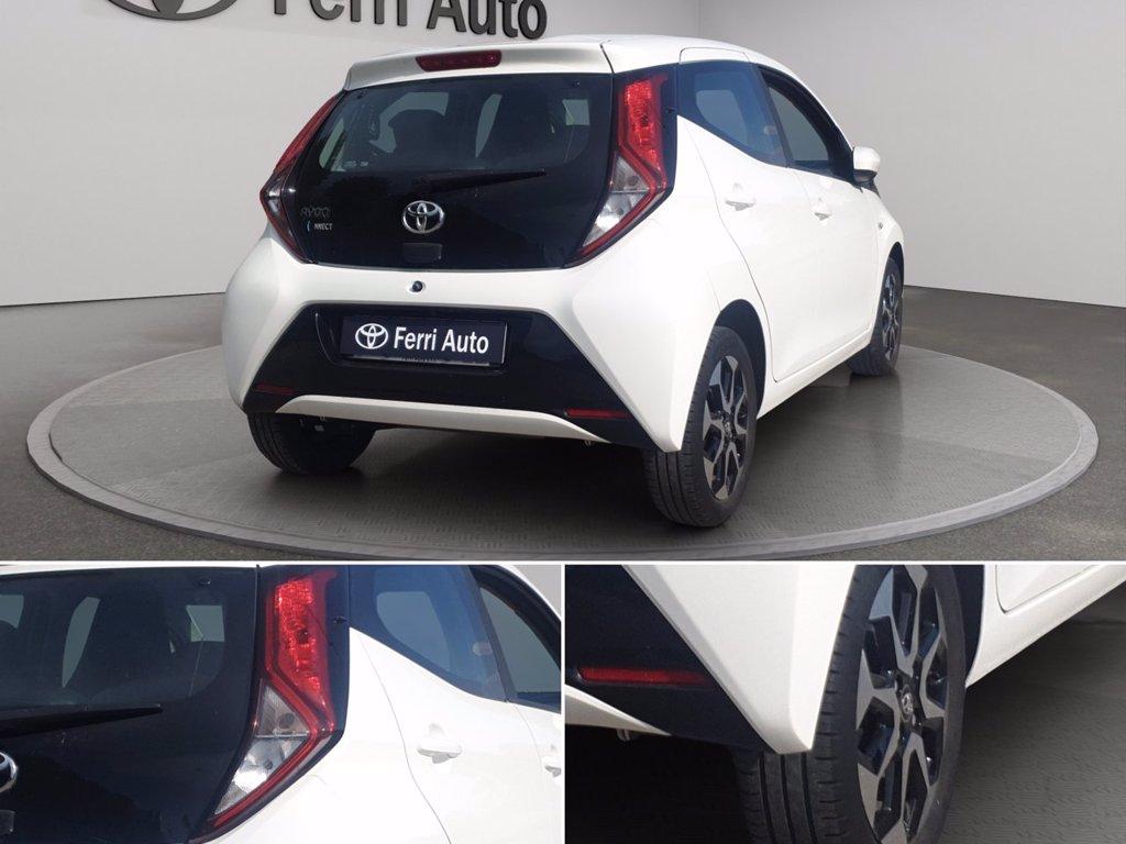 TOYOTA Aygo 5p 1.0 x-play 72cv del 2021