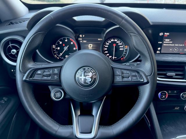 ALFA ROMEO Stelvio 160CV+RETROCAMERA+2PDC+PACK BLACK