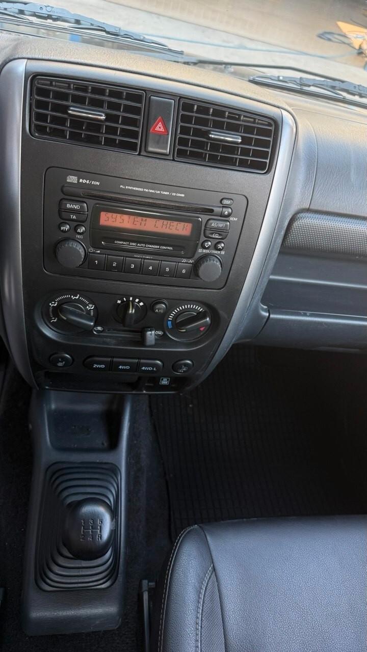 Suzuki Jimny 1.3i 16V cat 4WD Special
