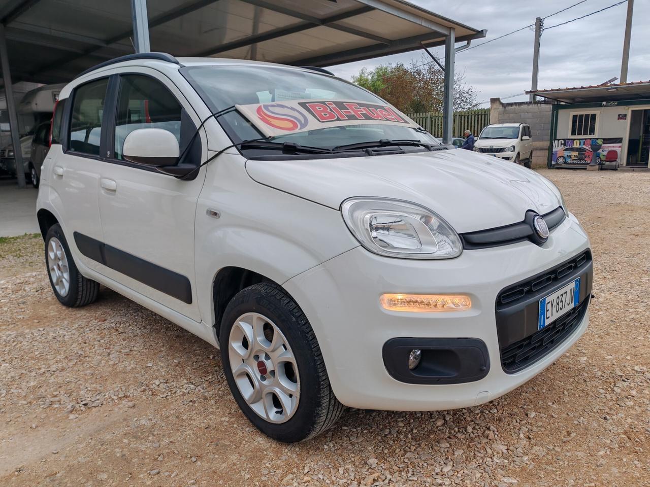 Fiat Panda 0.9 TwinAir Turbo Natural Power Lounge