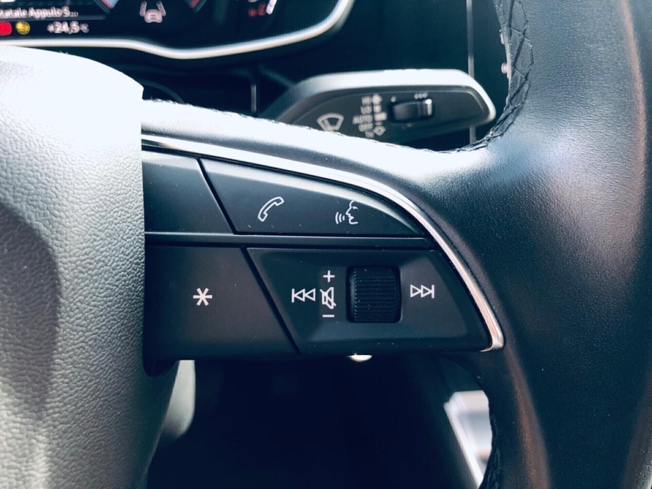 Audi Q3 35 TDI S tronic Business plus