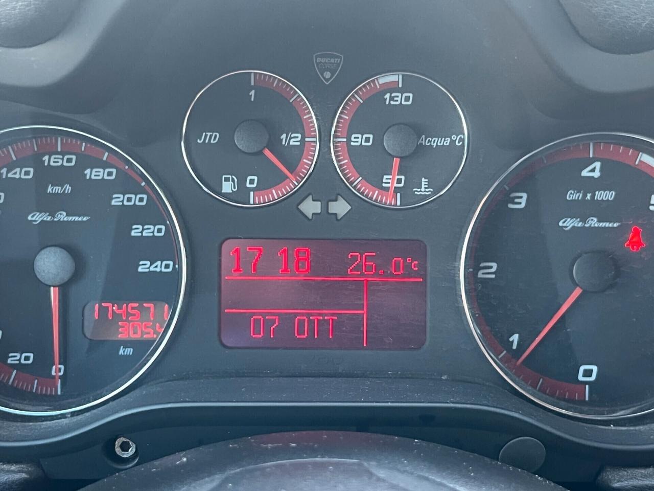 Alfa Romeo 147 1.9 JTDm Q2 (170) 5p. Ducati Corse