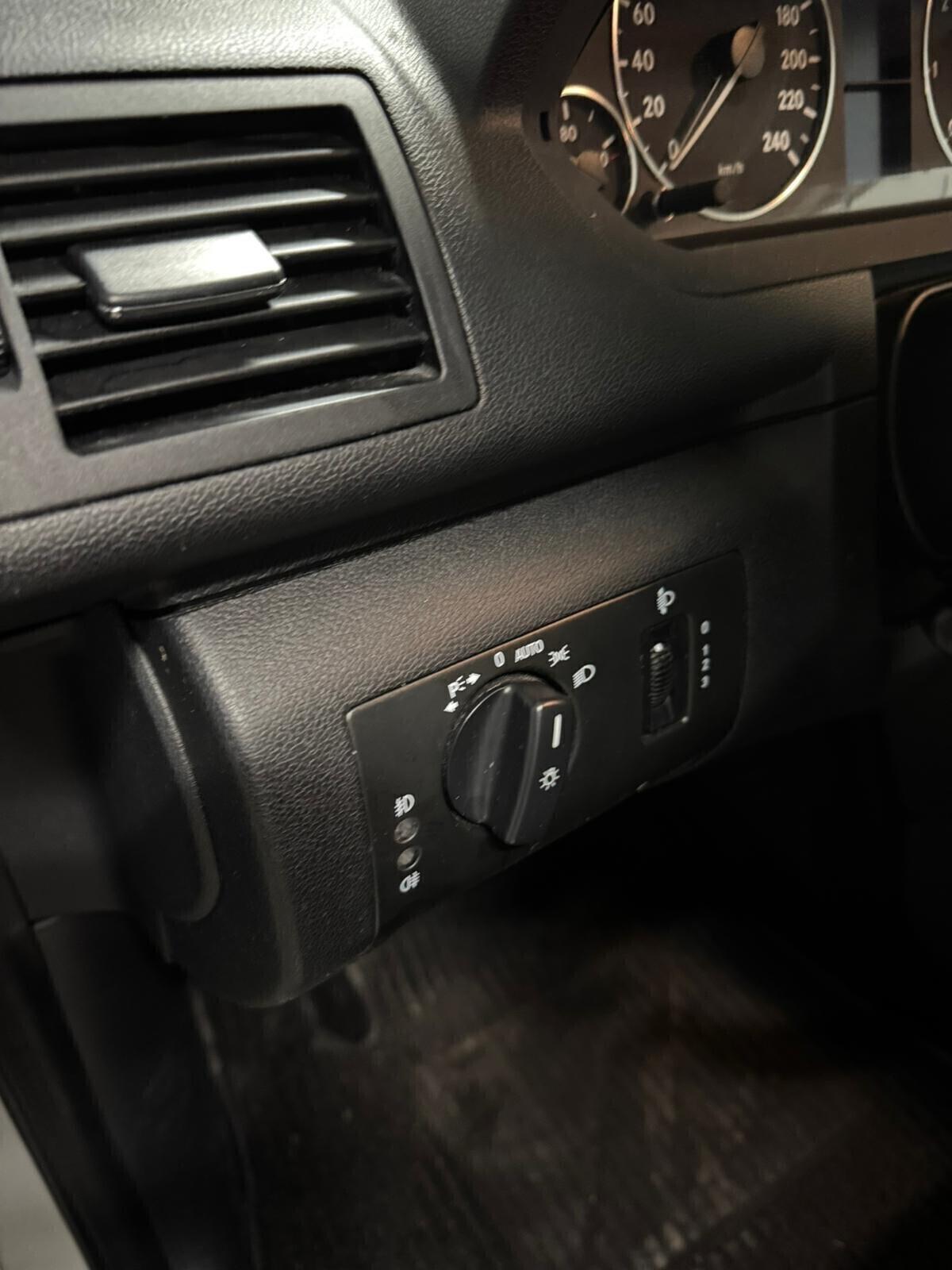 Mercedes-benz A 160 BlueEFFICIENCY 2011 EURO 5 solo 26.000!!!!