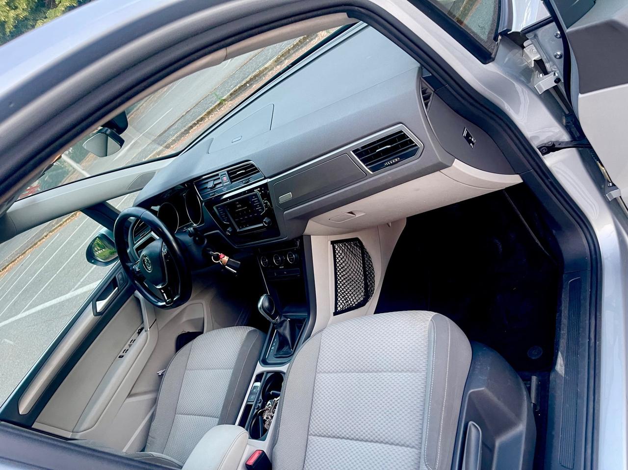 Volkswagen Touran 1.6 TDI Business BlueMotion Technology