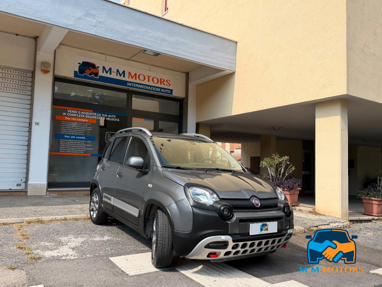 FIAT PANDA 1.0 HYBRID CROSS CROSS