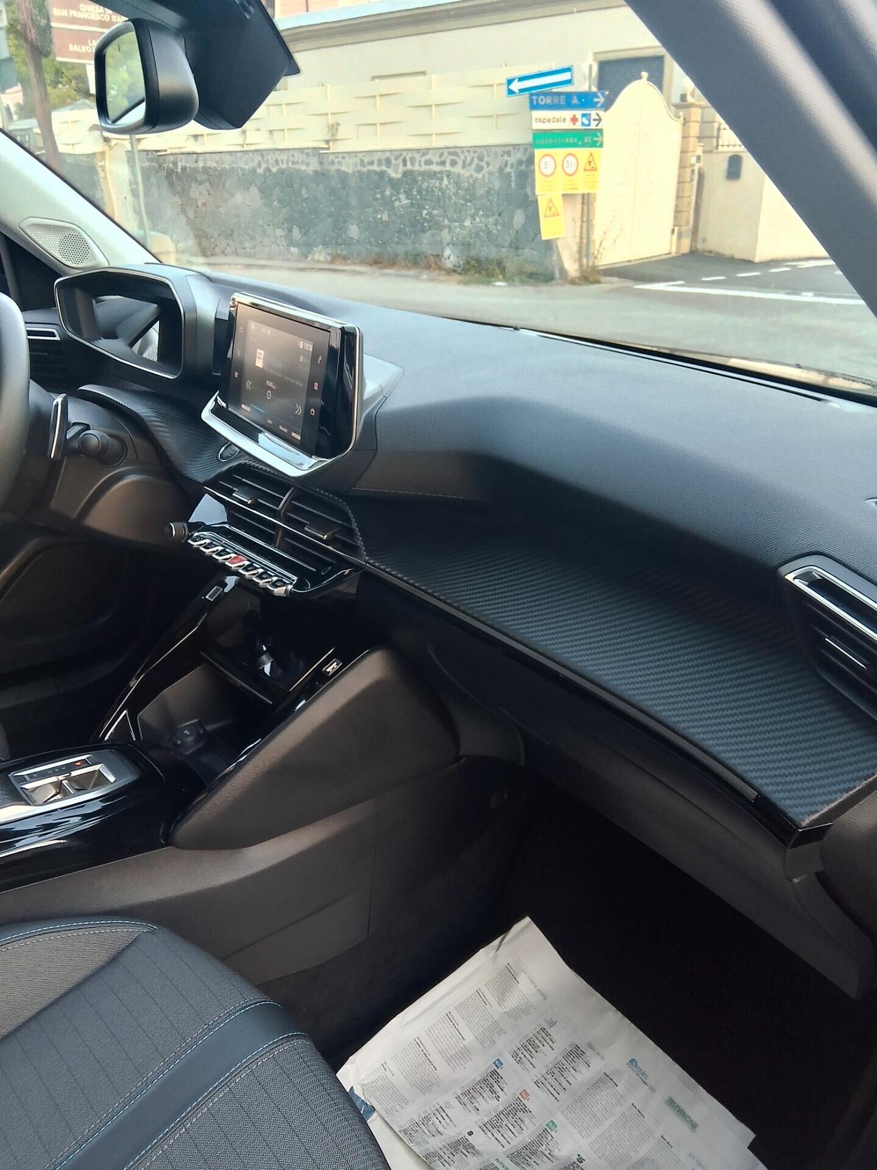 Peugeot 2008 BlueHDi 130 S&S EAT8 Allure Pack