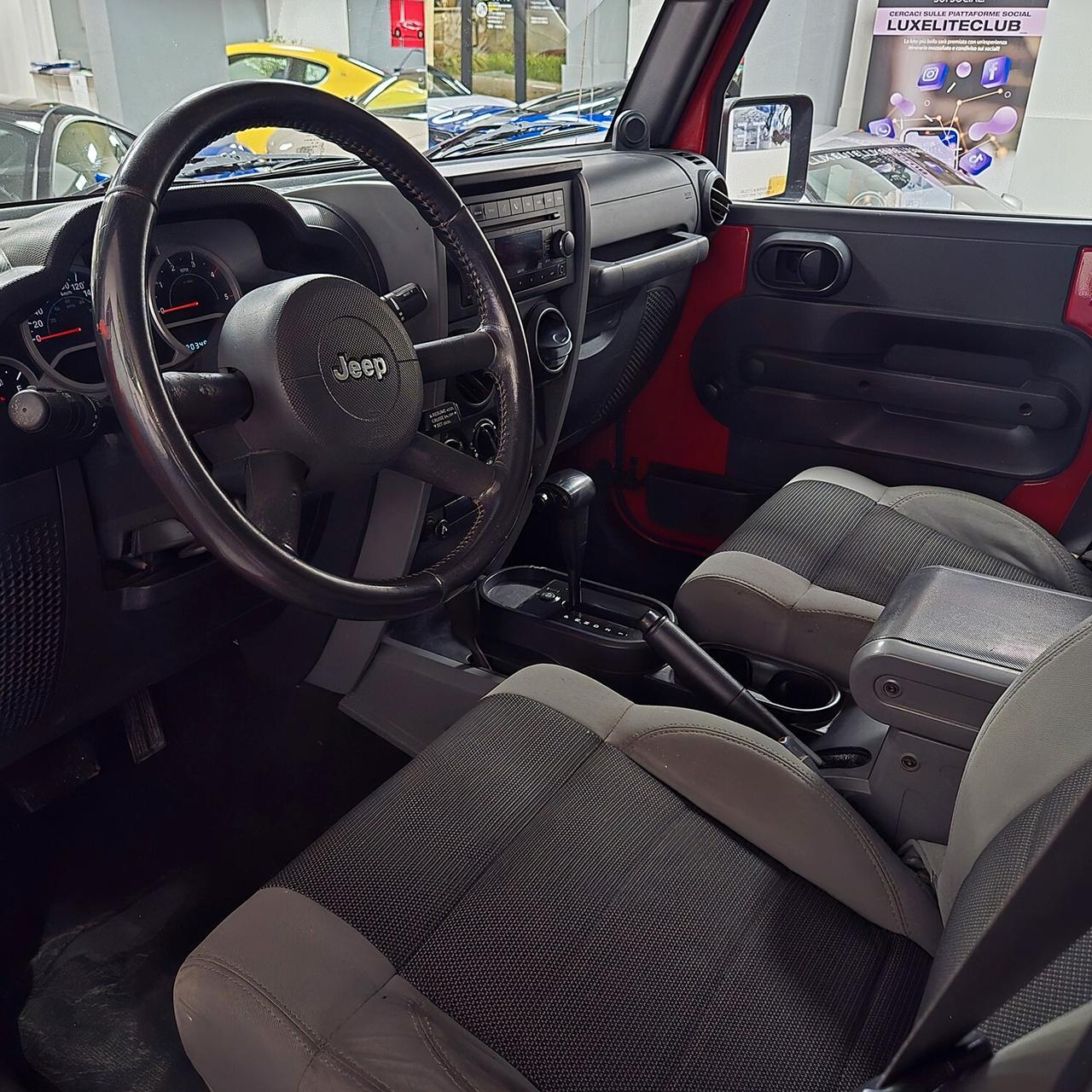 Jeep Wrangler SPORT UNLIMITED 2.8 ROSSA_TETTO RIMOVIBILE_HANKOOK