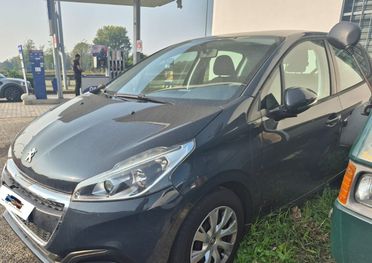Peugeot 208 5 porte Adatta Neopatentati