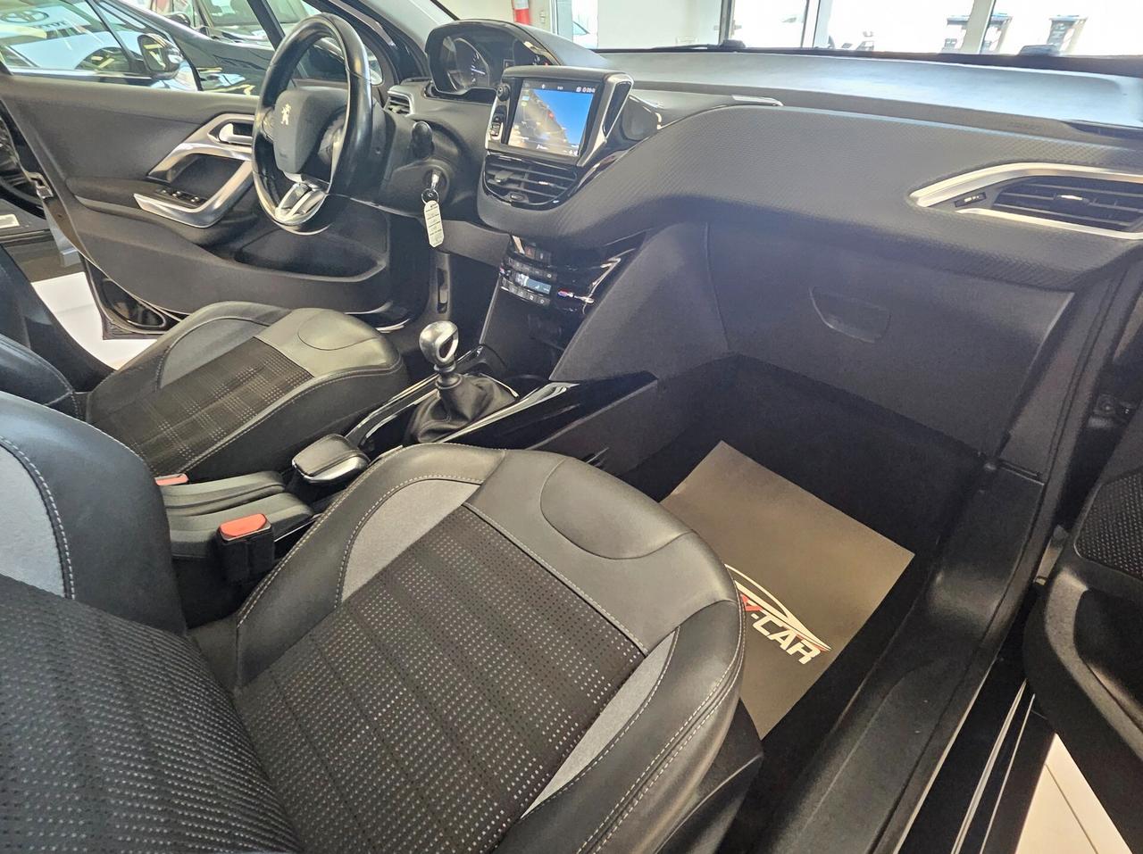 Peugeot 2008 BlueHDi 120 S&S Crossway