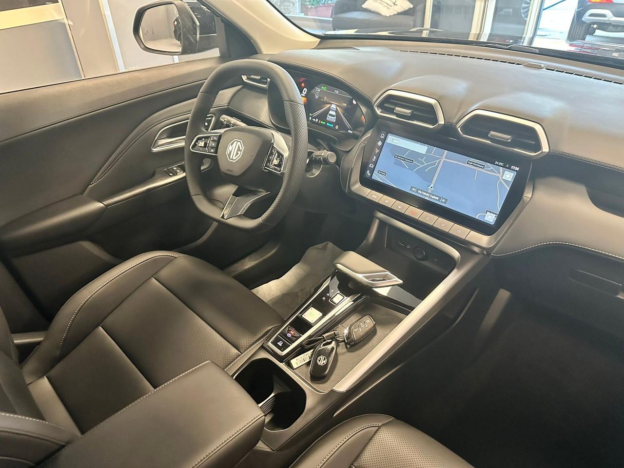 Mg ZS Hybrid+ Luxury SENZA VINCOLI