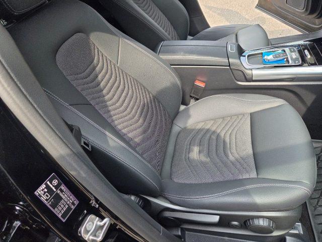 MERCEDES-BENZ GLA 180 Automatic Progressive Advanced Plus