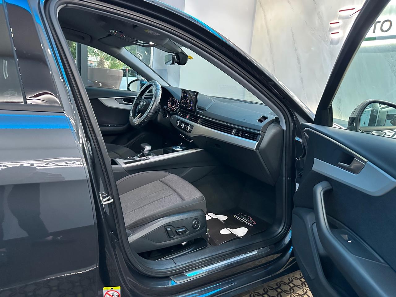 Audi A4 35 TDI/163 CV S tronic Business Advanced