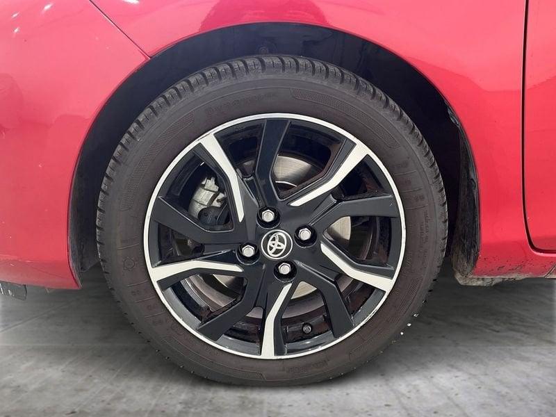Toyota Yaris 1.5 Hybrid 5 porte Trend "Red Edition"