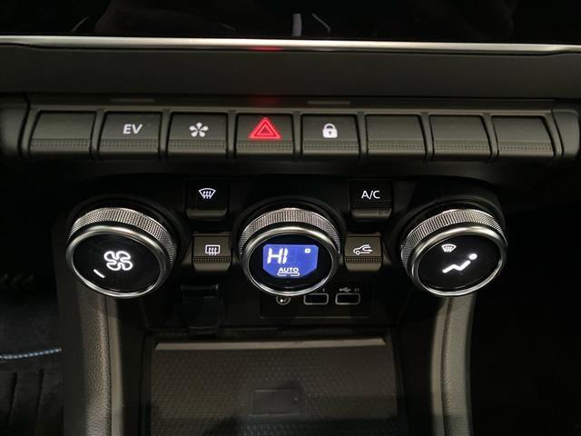 RENAULT Captur 1.6 E-Tech phev Techno 160cv auto