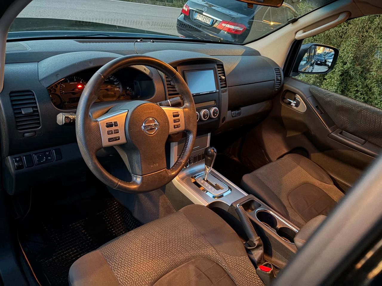 Nissan Navara 2.5 dCi 190CV 4 porte Double Cab XE