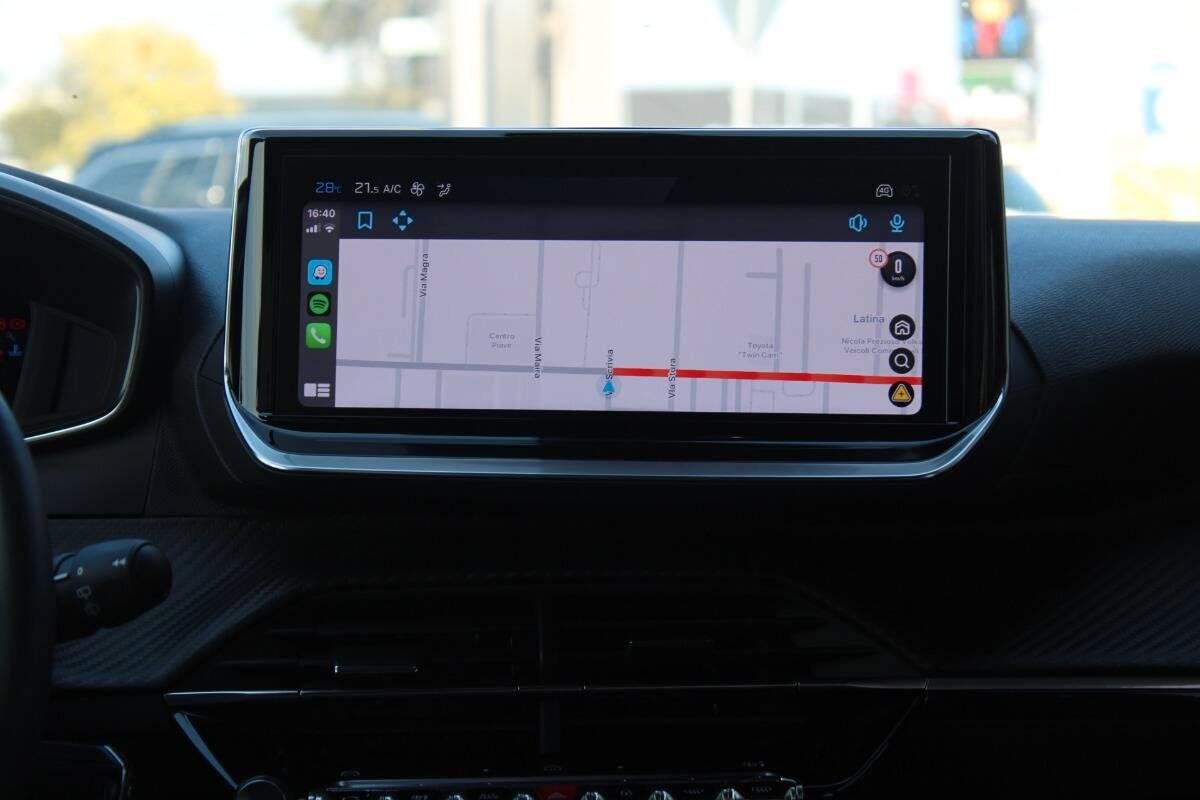 Peugeot 2008 1.2 puretech Allure s&s 100cv Con NAVIGATORE